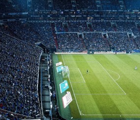 李楠强调世界杯备战策略，深入研判无弱旅，差异化方案应对多元挑战