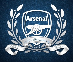 足坛最难打破的纪录，梅西C罗两度上榜，莱万九五至尊永载史册