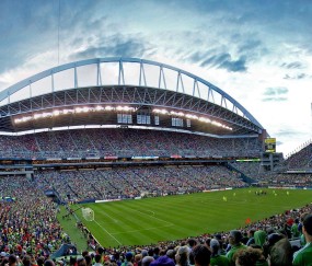 扑点专家！斯科鲁普斯基近六赛季十次拒点 五大联赛门将榜眼